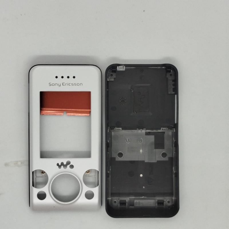 Корпус для Sony Ericsson W580 + средняя часть (белый)